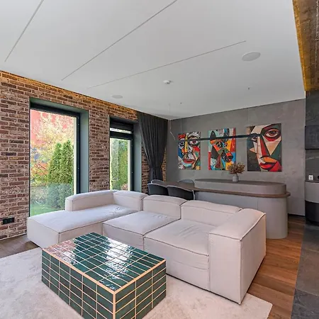 Design 2 Bd With Hot Tube By Domvia Κάουνας