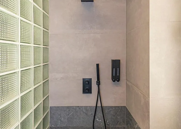 Design 2 Bd With Hot Tube By Domvia Apartmán Kaunas