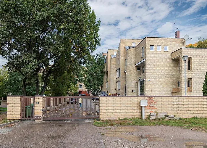 Design 2 Bd With Hot Tube By Domvia Kaunas